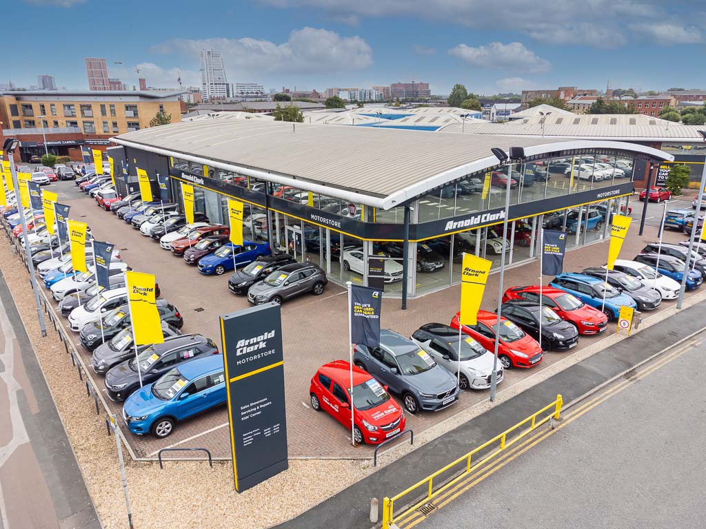 Arnold Clark Leeds Whitehall Place Motorstore / Fiat / Abarth / Jeep